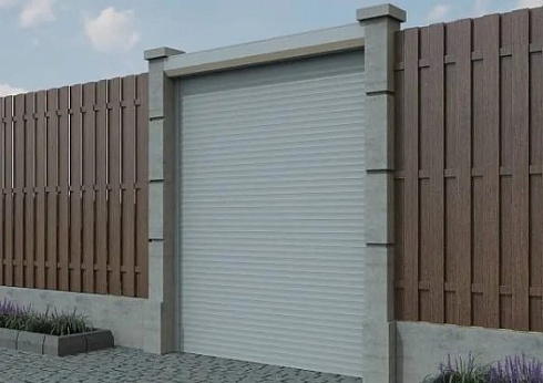 Рулонные ворота для въезда ALUTECH Trend 3100×4000 мм с доставкой в Геленджике 